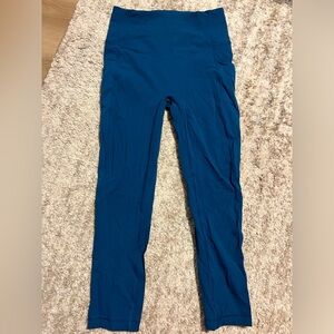 Lululemon All the Right Places crop size 6 with pockets no front seam